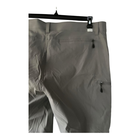 NWT Orvis grey Tech Pants size 40 x 32 - Picture 8 of 13